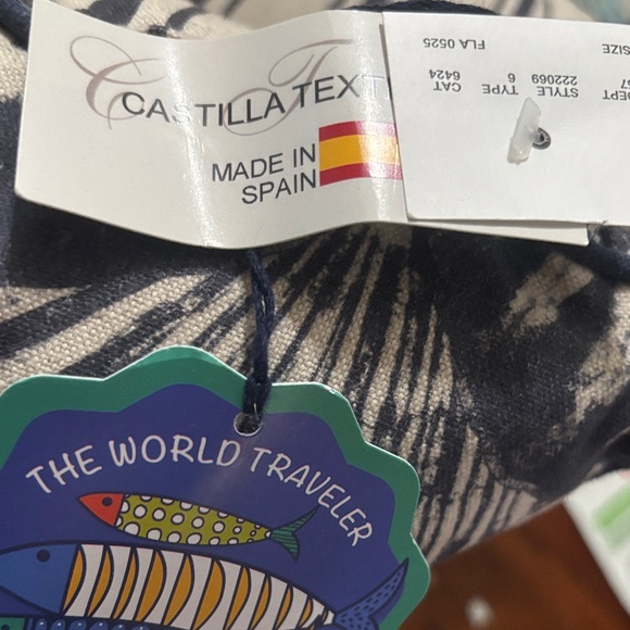 Decorative Shell Pattern Throw Pillow Pair in Beige and Black - Picture 3 of 3